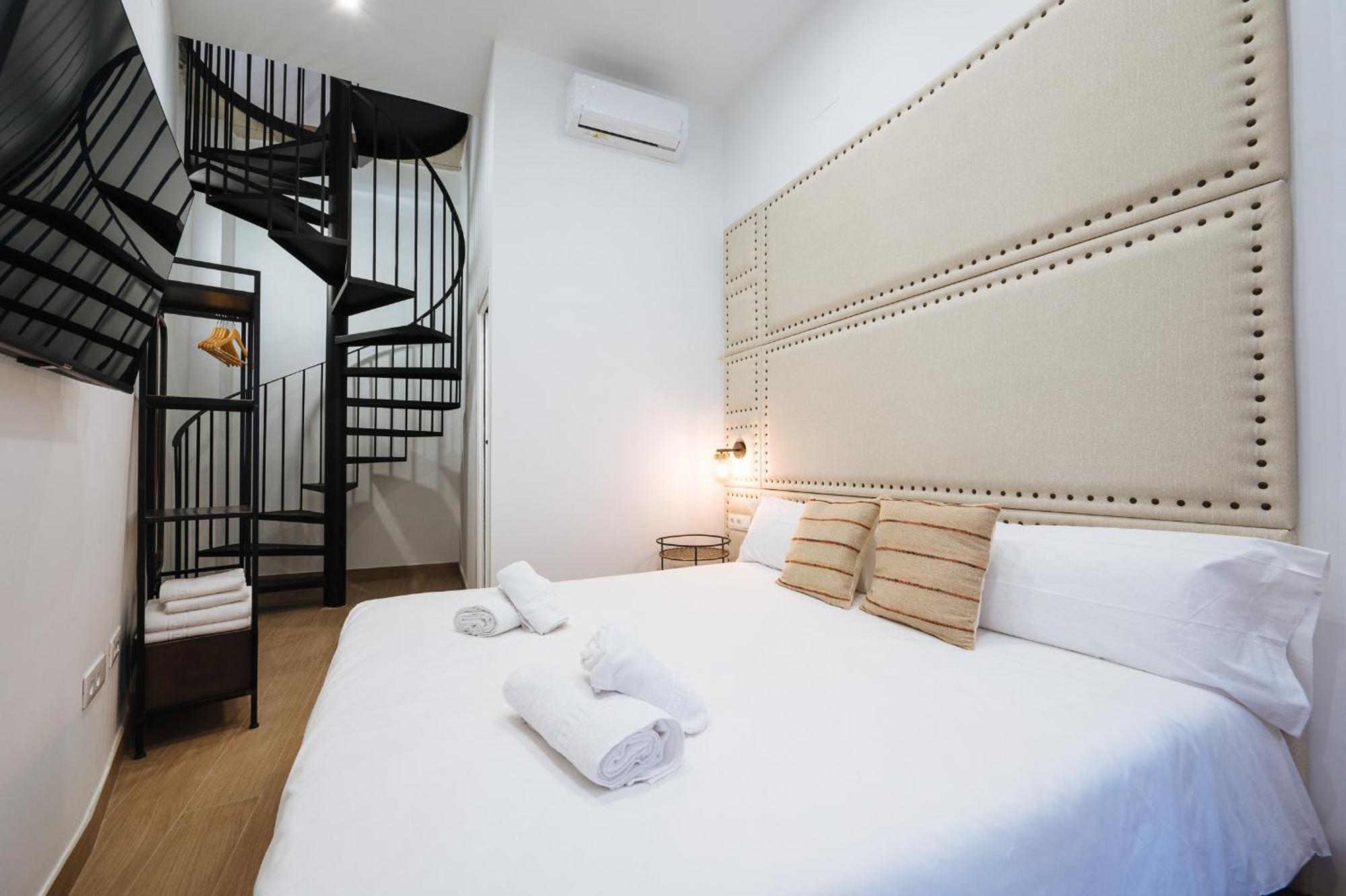 Ninesuites Cathedral Siviglia Esterno foto