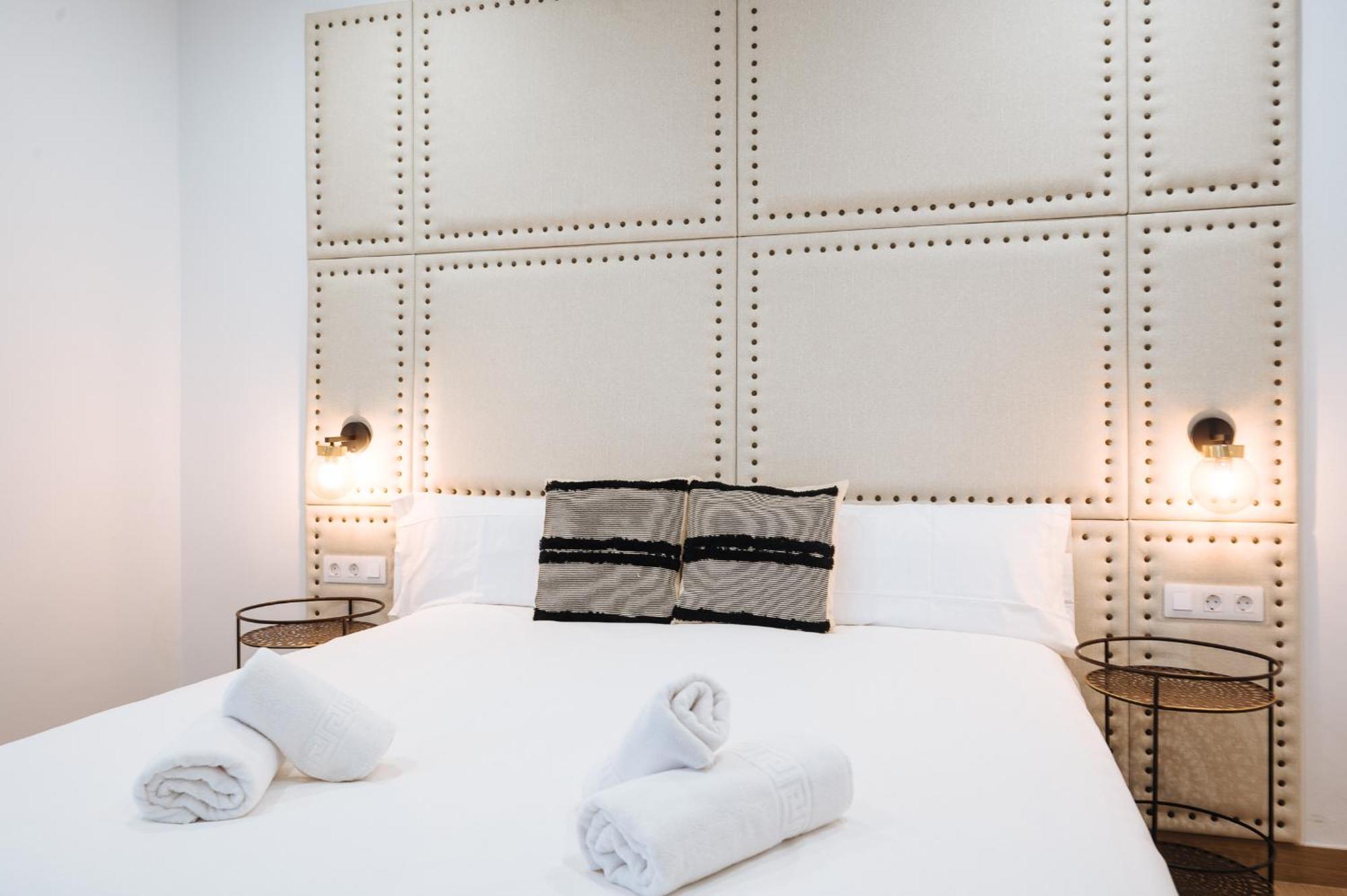 Ninesuites Cathedral Siviglia Esterno foto
