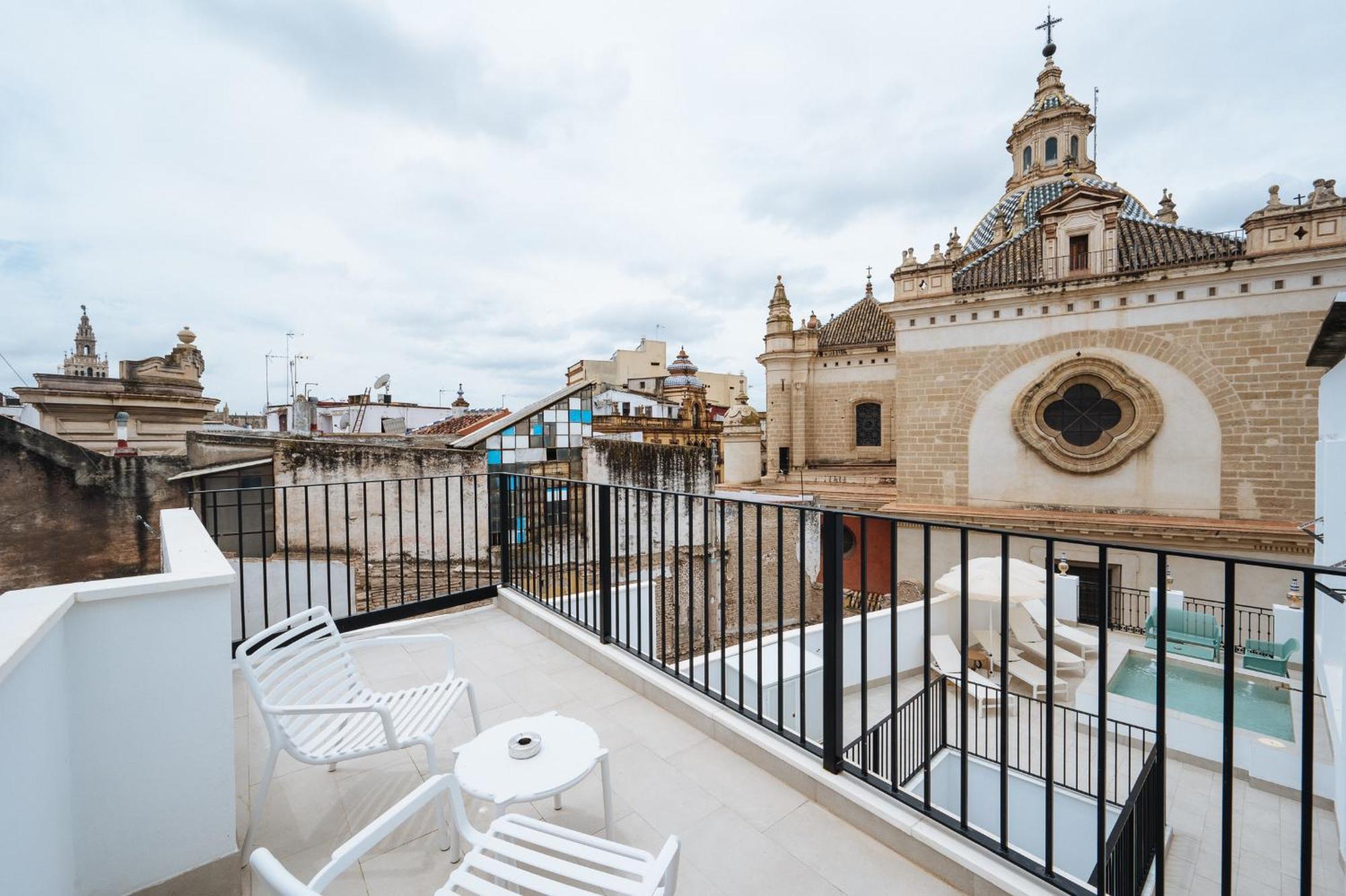 Ninesuites Cathedral Siviglia Esterno foto